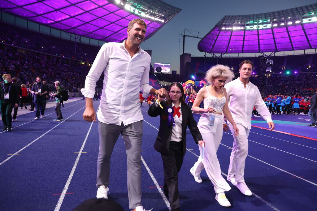 Dirk Nowitzki makes his way into the stadium at the athletes parade during the opening ceremony of the Special Olympics World Games Berlin 2023